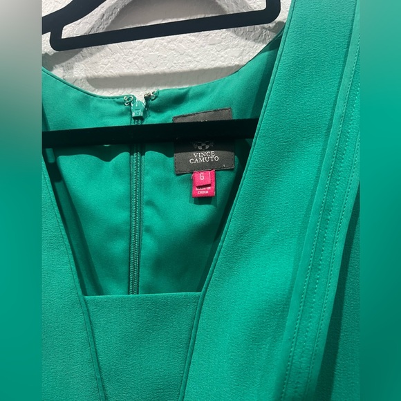 Vince Camuto Green Sheath Mini Dress V-Neck Sleeveless - Picture 3 of 4